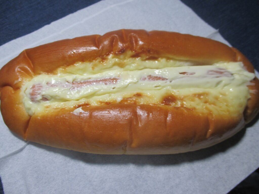 まるごとソーセージ(ヤマザキ) 美味しいものを食べたい!