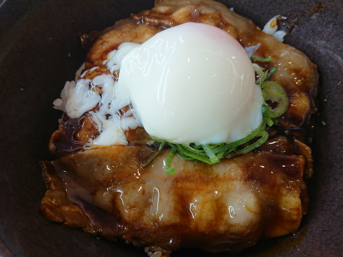 味噌汁イベリコ豚丼ランチ