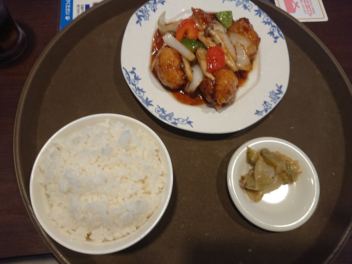 鶏肉と野菜の甘酢炒めランチ