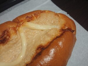 ツナマヨネーズパン